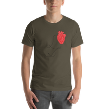 Load image into Gallery viewer, HEART AND MUSIC - T-Shirt
